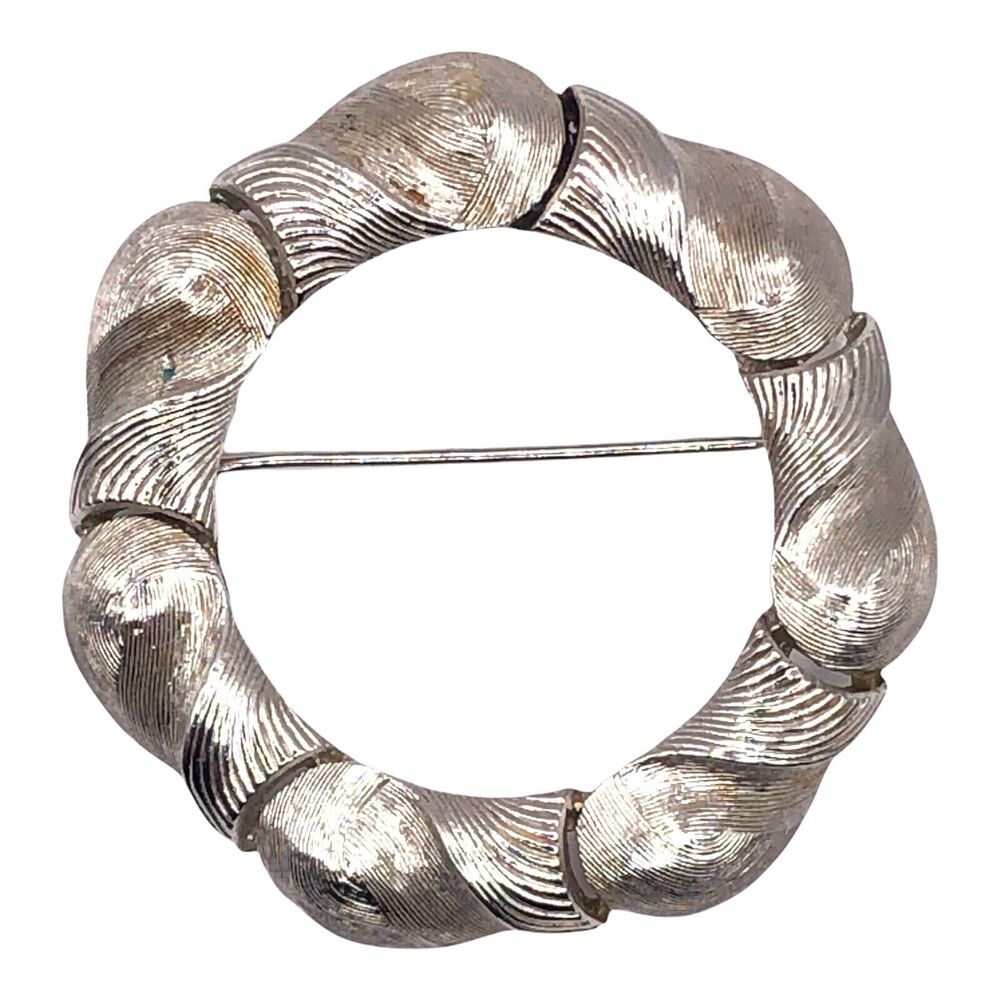 Vintage Crown Trifari Lapel Pin Brooch Brushed Silver Tone Round Circle Wreath